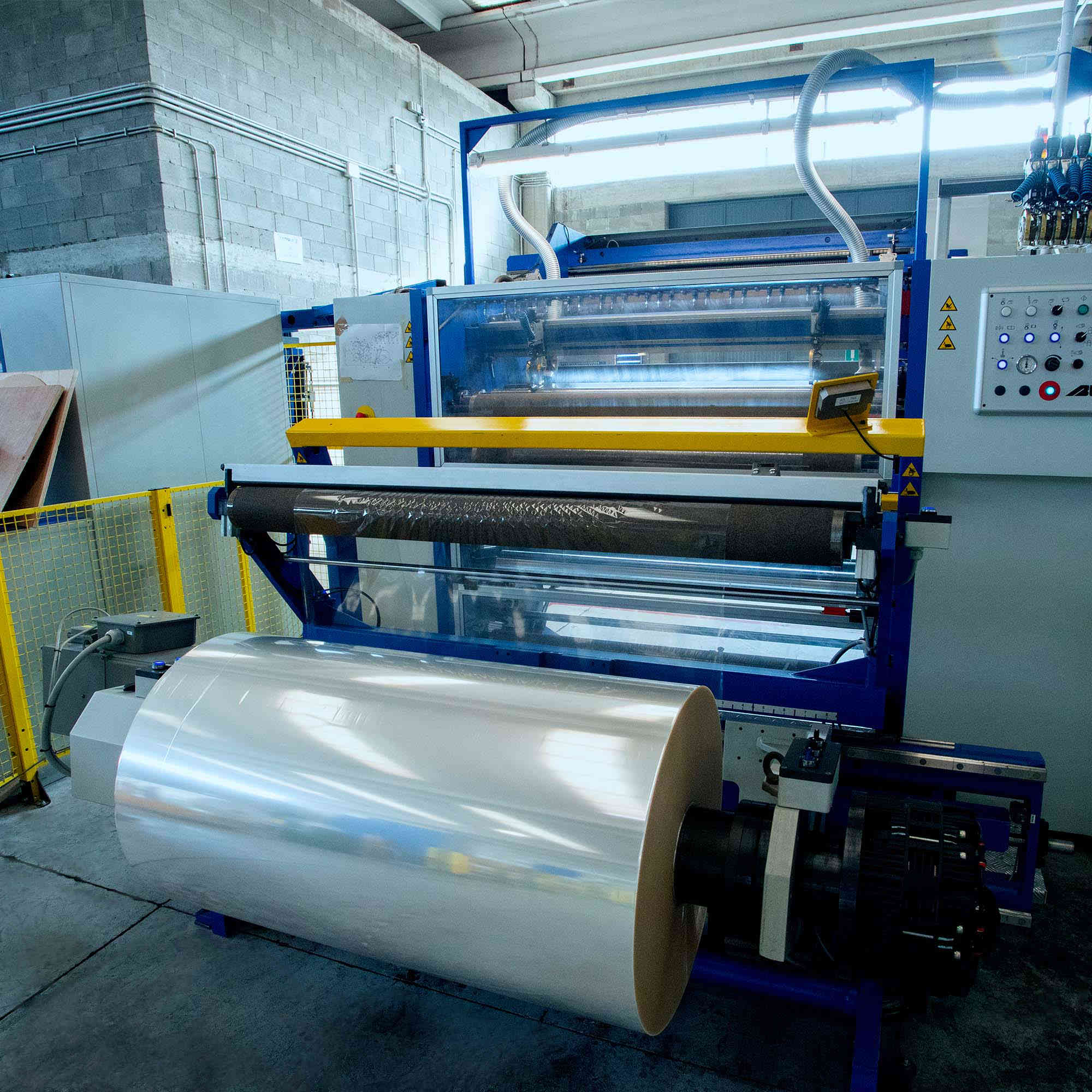 macchinari-plastic-film-converter-2